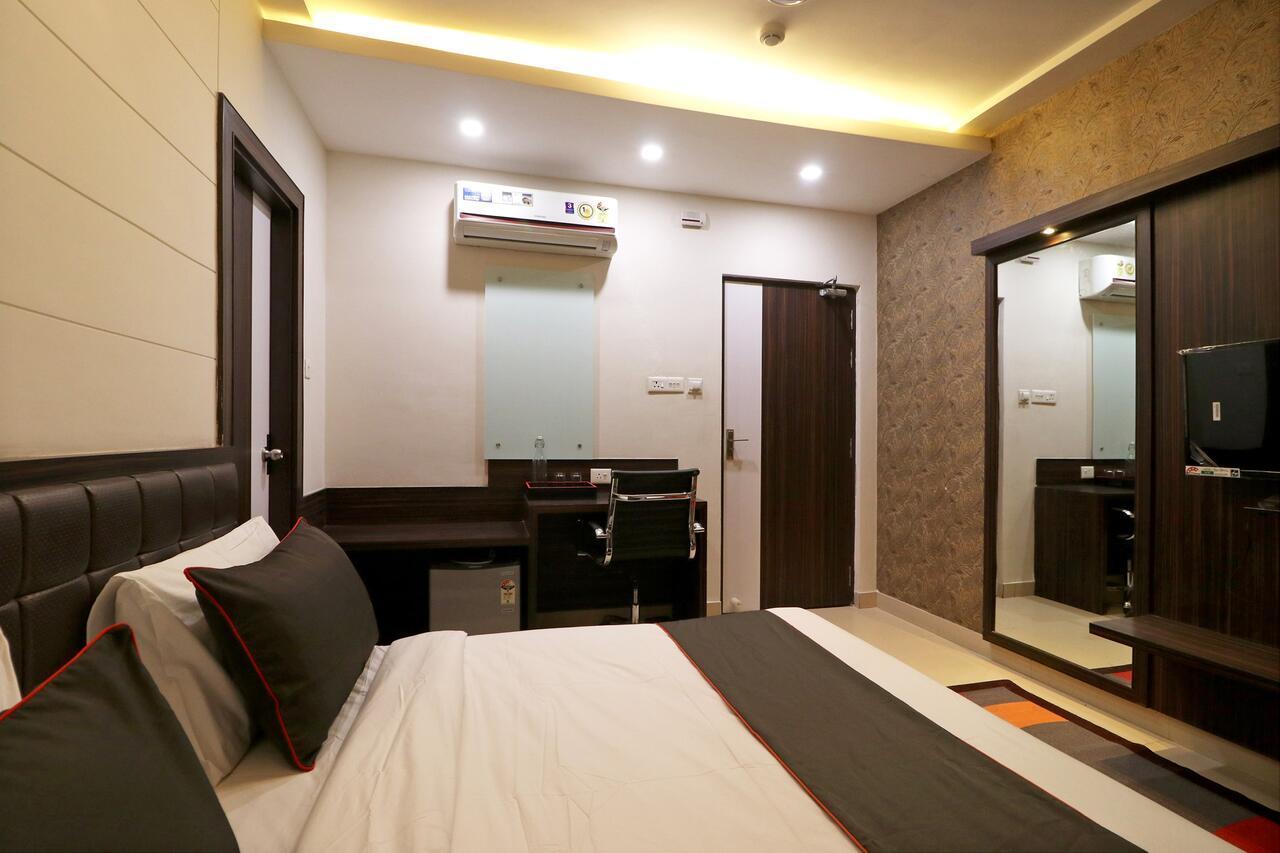 Collection O 45990 Premiere Villa Kakarmatha 외부 사진